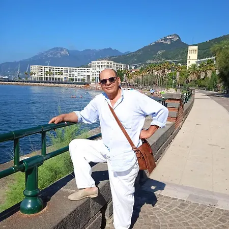 Ultra Vicino Stazione E Il Mare